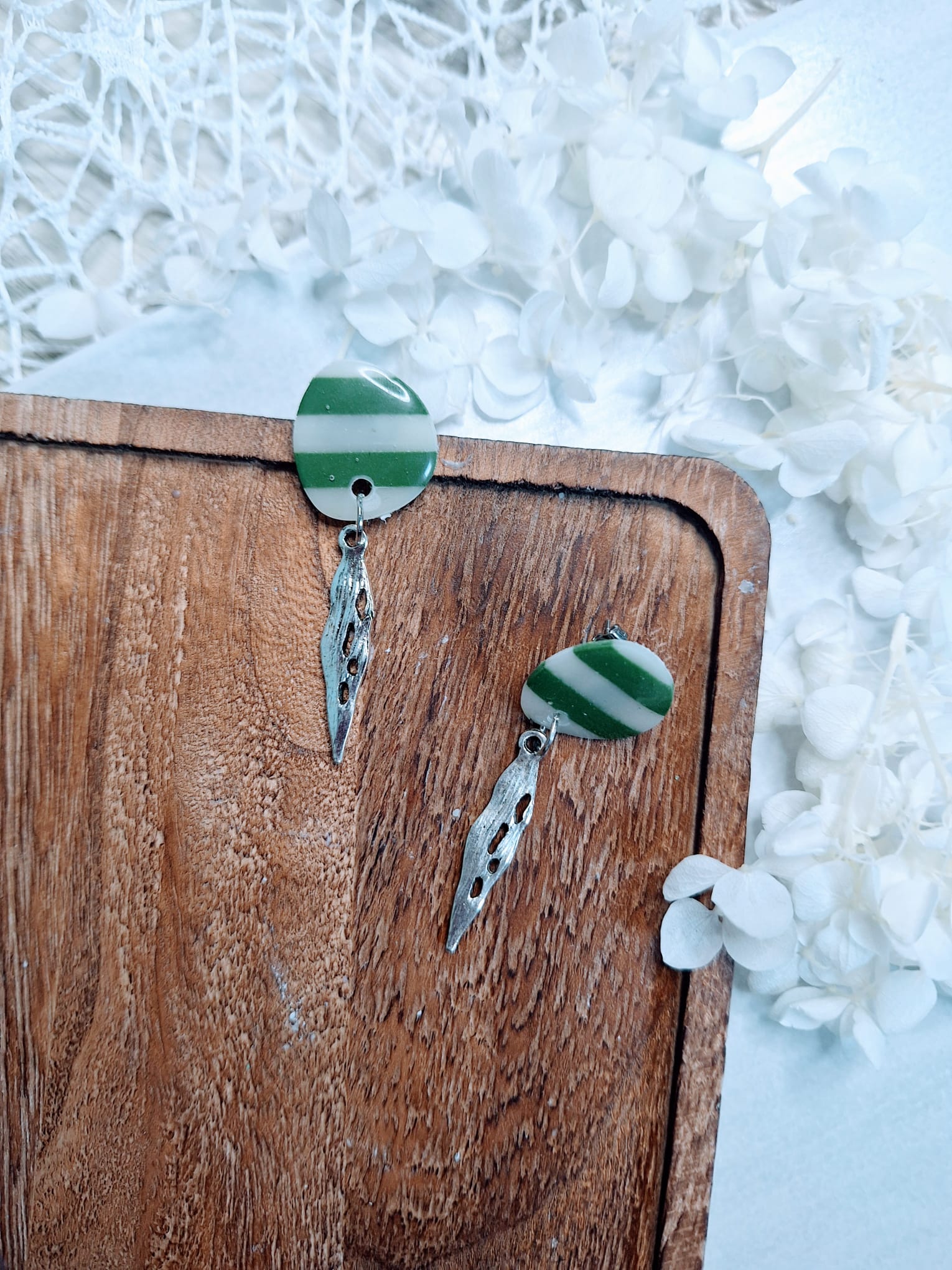 Boucles d&rsquo;oreilles Cut Grenn🗡