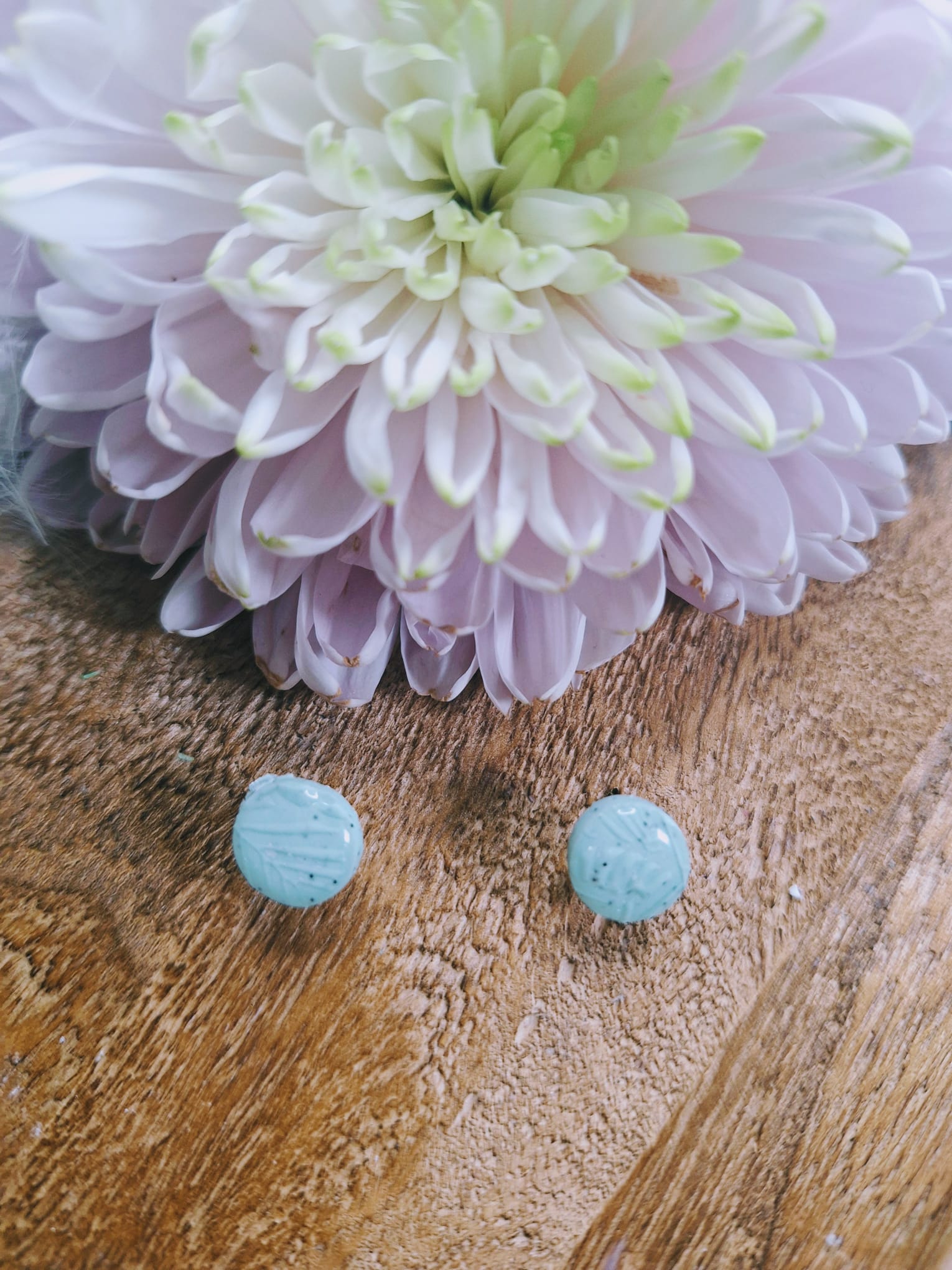 Boucles d&rsquo;oreilles Bleutées 🩵