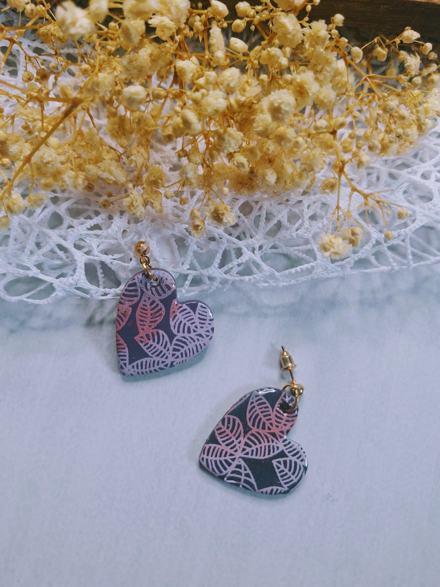 Boucles d&rsquo;oreilles Coeurs fleuris O 🩷